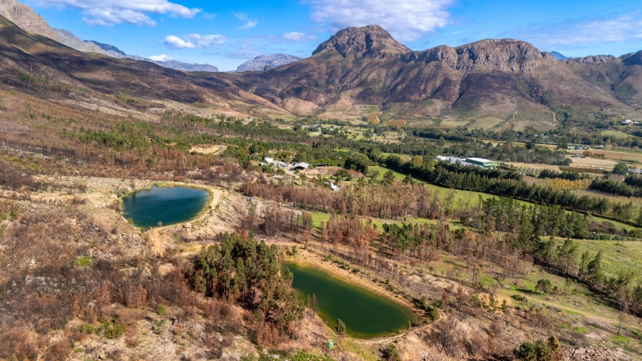 7 Bedroom Property for Sale in Franschhoek Western Cape